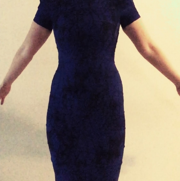 V back bodycon mini to knee length - Picture 11 of 13